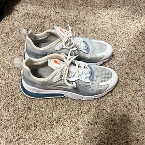 Nike Air Max 270 React